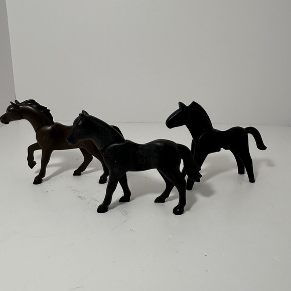 Vintage Playmobil Horses Lot of 3 Geobra 1974 Black Brown Figures Replacement - Picture 3 of 5